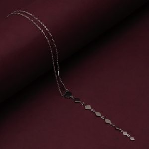 Silver Dainty Necklace with Trendy Design